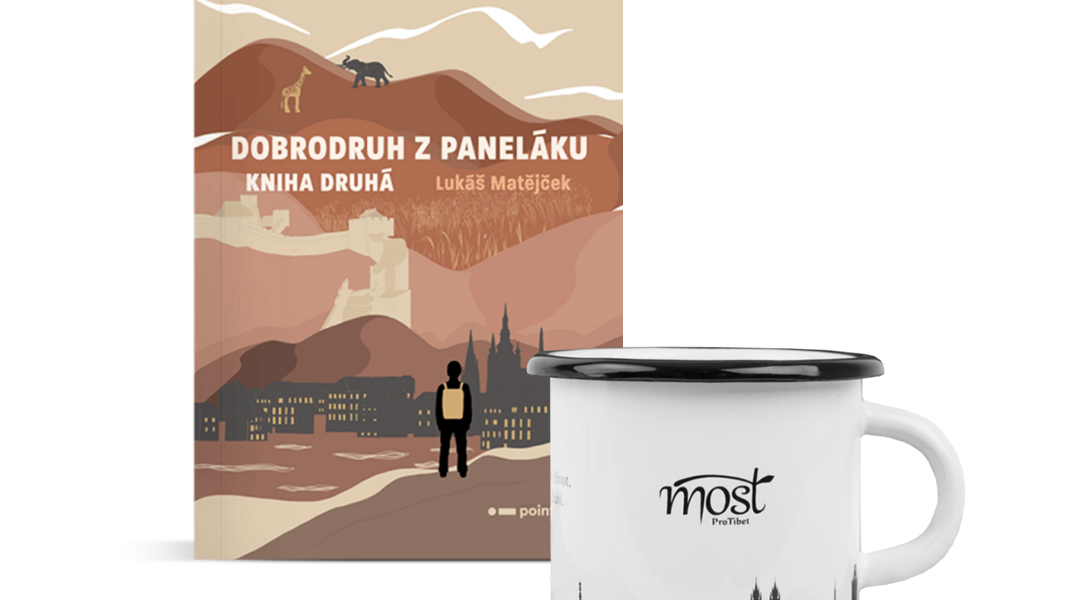Kniha & Plecháček